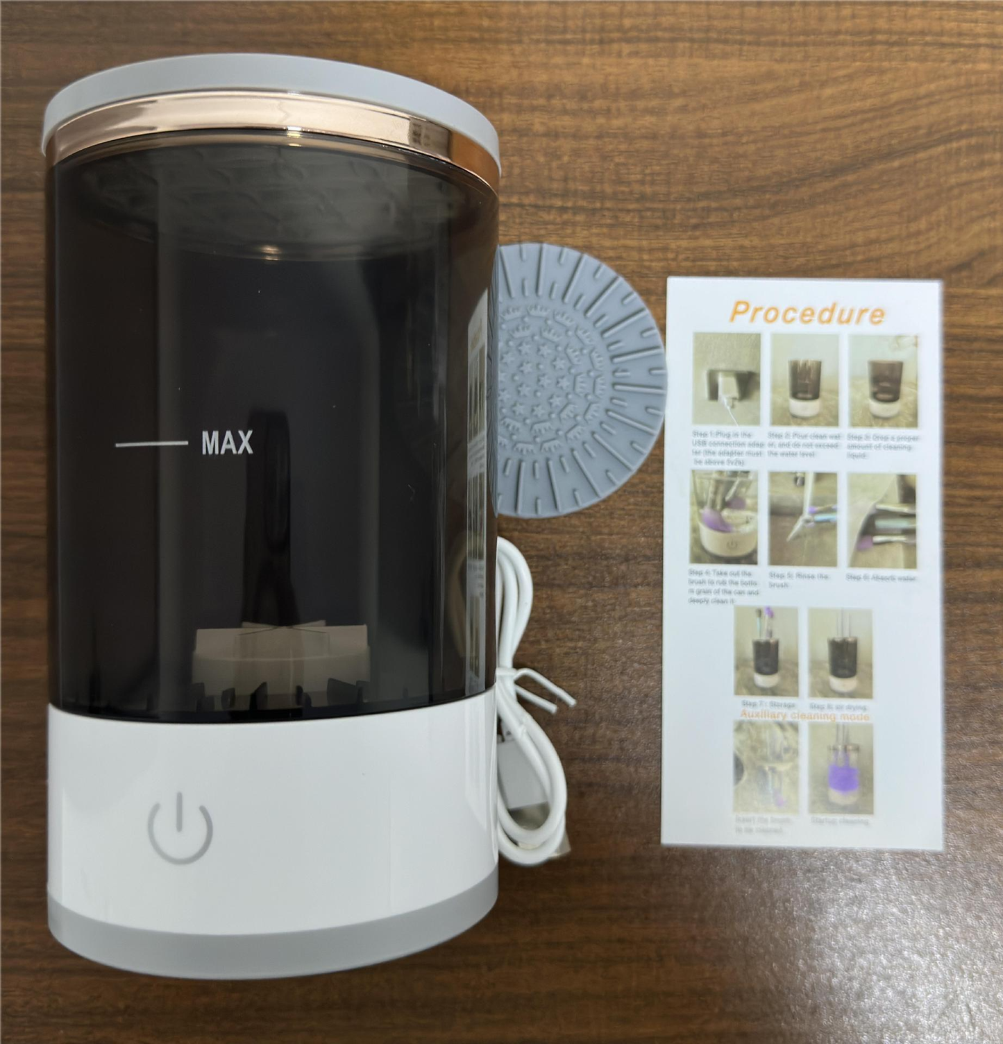 Nettoyant pour pinceaux de maquillage